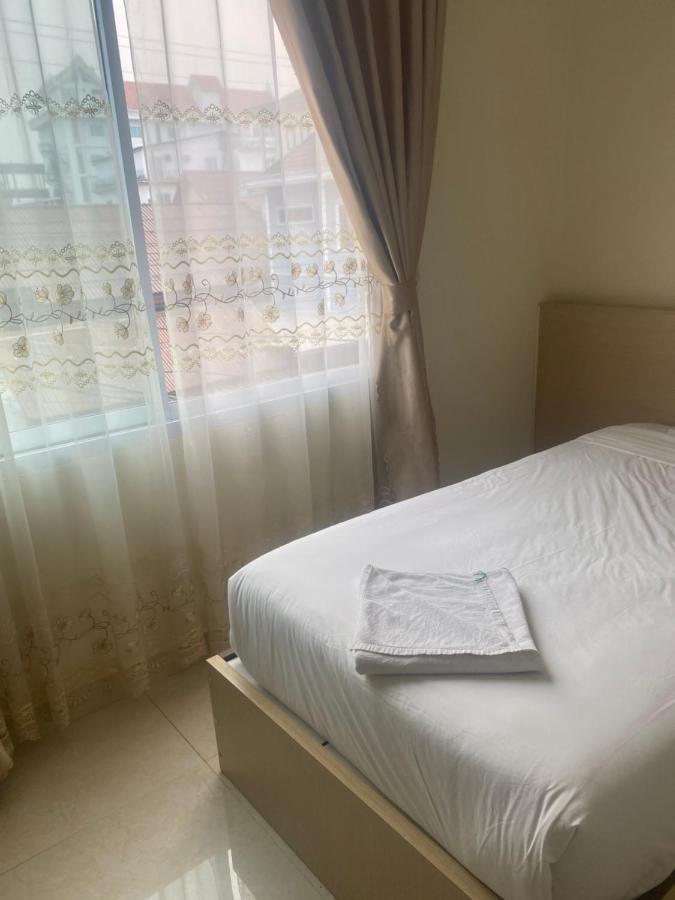 Downtown Vang Vieng Hotel מראה חיצוני תמונה