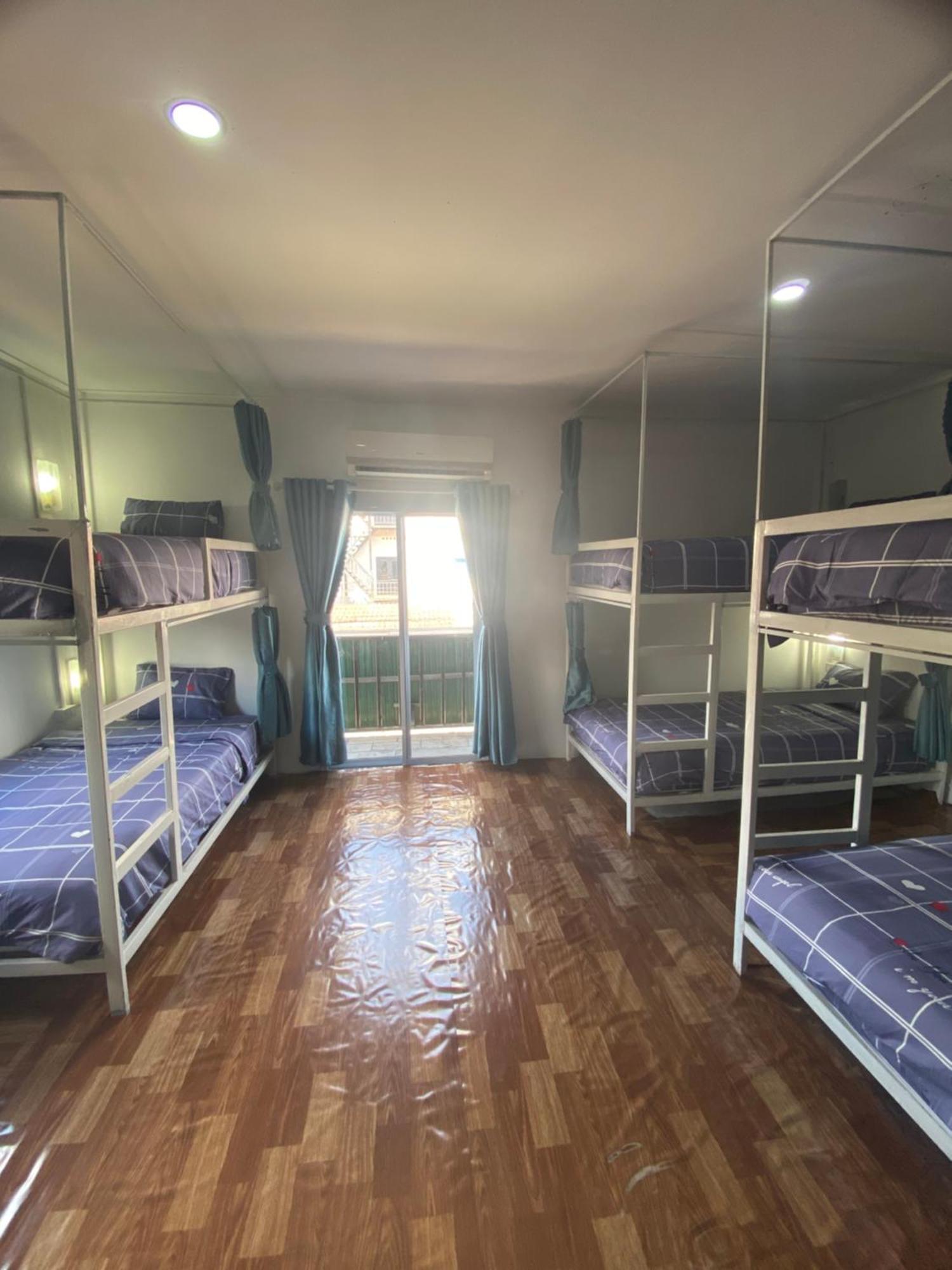 Downtown Vang Vieng Hotel מראה חיצוני תמונה